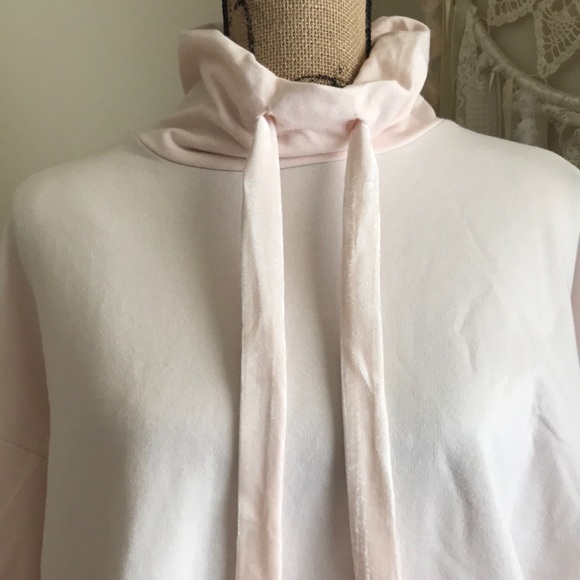 Pink Sweater - Picture 3 of 4